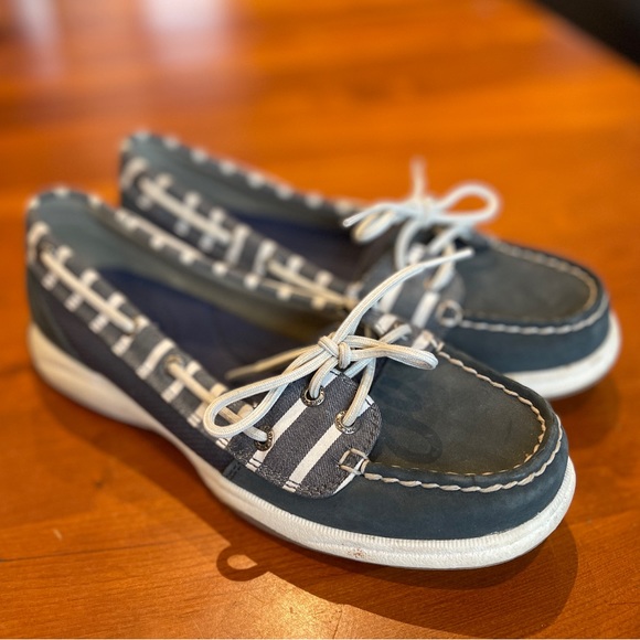 Sperry Laguna print navy stripe s7 boat shoe - Picture 1 of 4